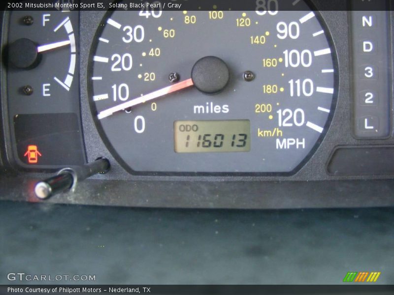 Solano Black Pearl / Gray 2002 Mitsubishi Montero Sport ES
