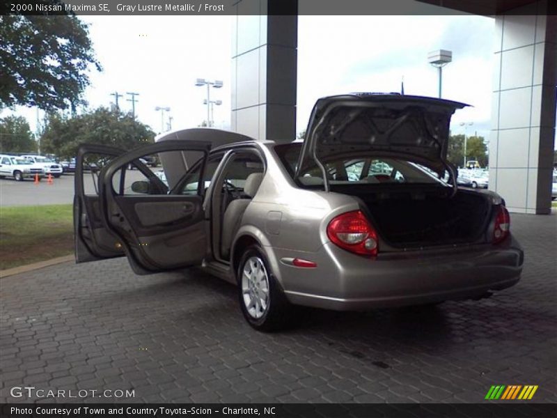 Gray Lustre Metallic / Frost 2000 Nissan Maxima SE