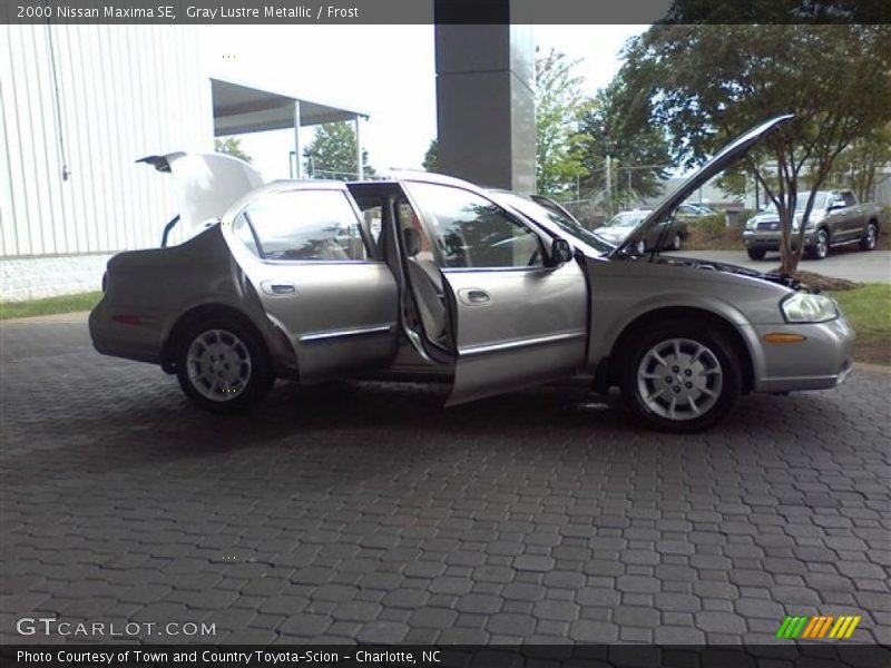 Gray Lustre Metallic / Frost 2000 Nissan Maxima SE