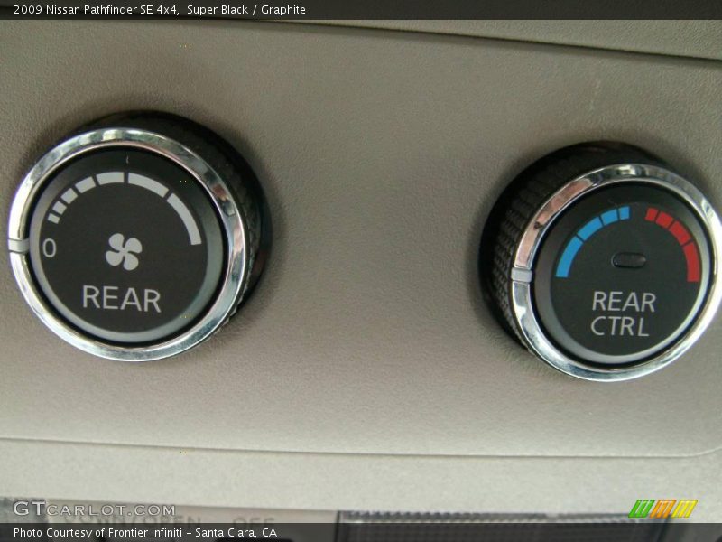 Super Black / Graphite 2009 Nissan Pathfinder SE 4x4