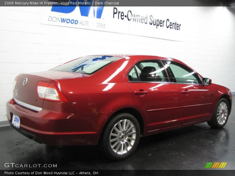 Vivid Red Metallic / Dark Charcoal 2006 Mercury Milan I4 Premier