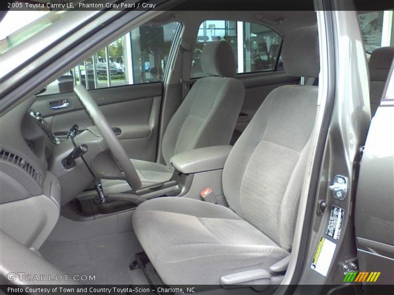Phantom Gray Pearl / Gray 2005 Toyota Camry LE