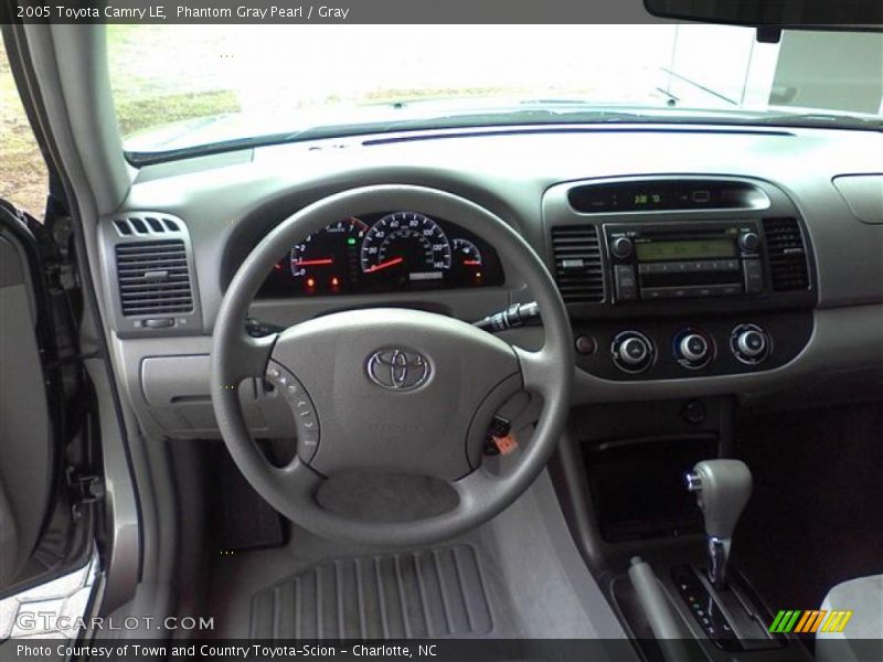 Phantom Gray Pearl / Gray 2005 Toyota Camry LE