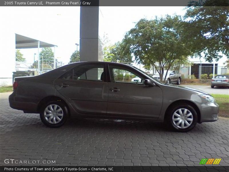 Phantom Gray Pearl / Gray 2005 Toyota Camry LE