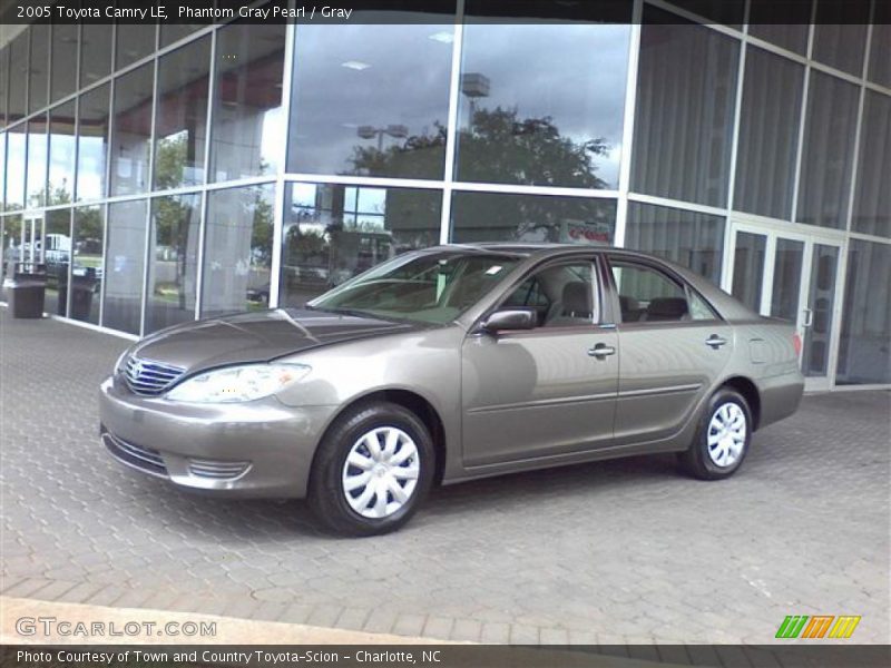 Phantom Gray Pearl / Gray 2005 Toyota Camry LE