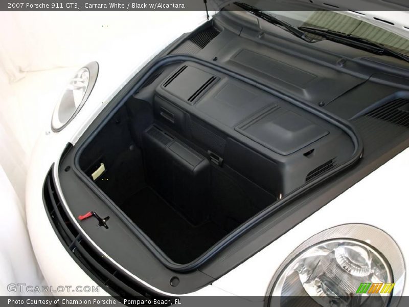 Carrara White / Black w/Alcantara 2007 Porsche 911 GT3