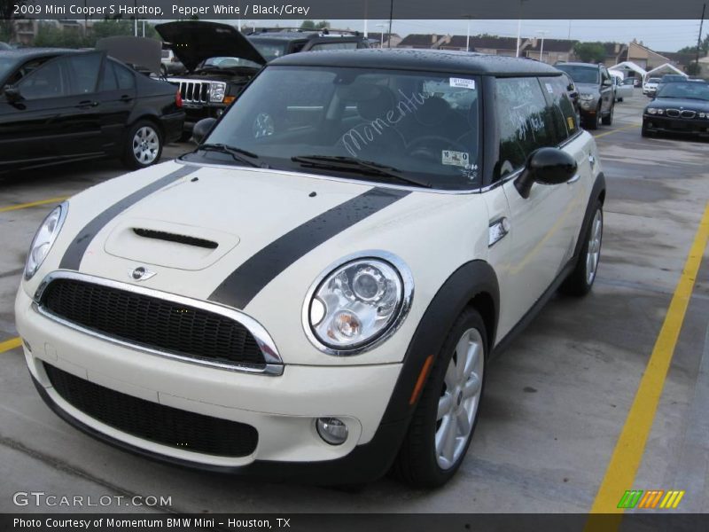 Pepper White / Black/Grey 2009 Mini Cooper S Hardtop