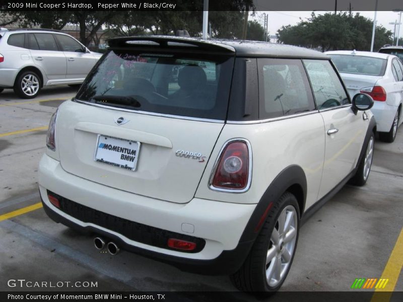 Pepper White / Black/Grey 2009 Mini Cooper S Hardtop