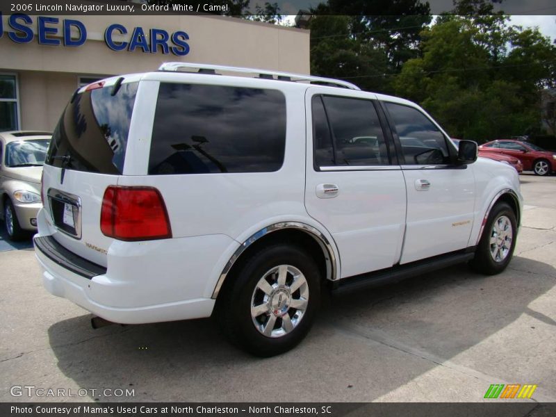 Oxford White / Camel 2006 Lincoln Navigator Luxury
