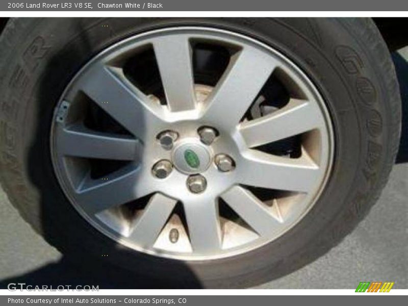 Chawton White / Black 2006 Land Rover LR3 V8 SE