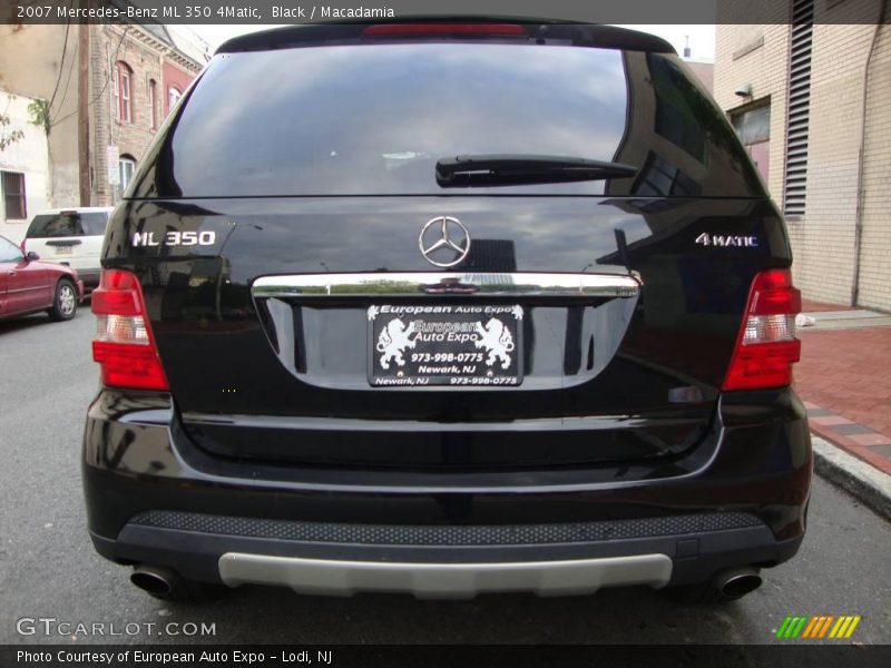Black / Macadamia 2007 Mercedes-Benz ML 350 4Matic