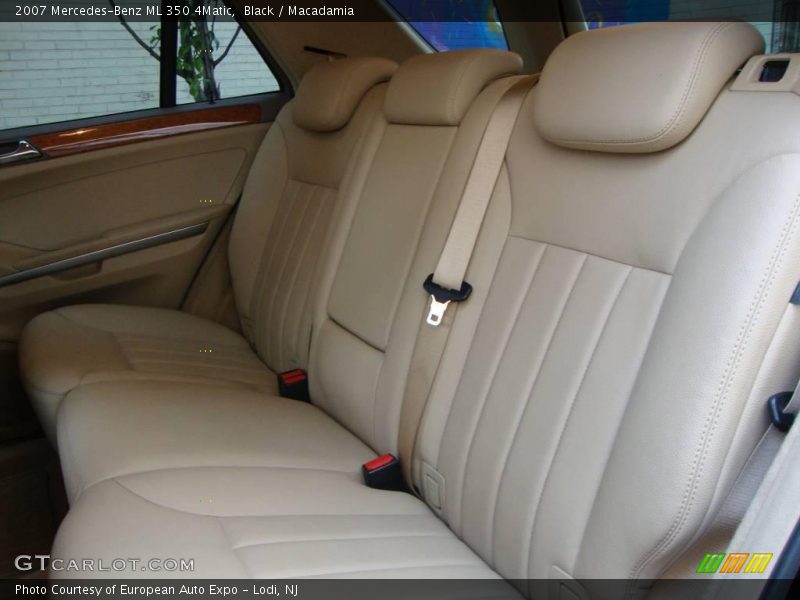 Black / Macadamia 2007 Mercedes-Benz ML 350 4Matic
