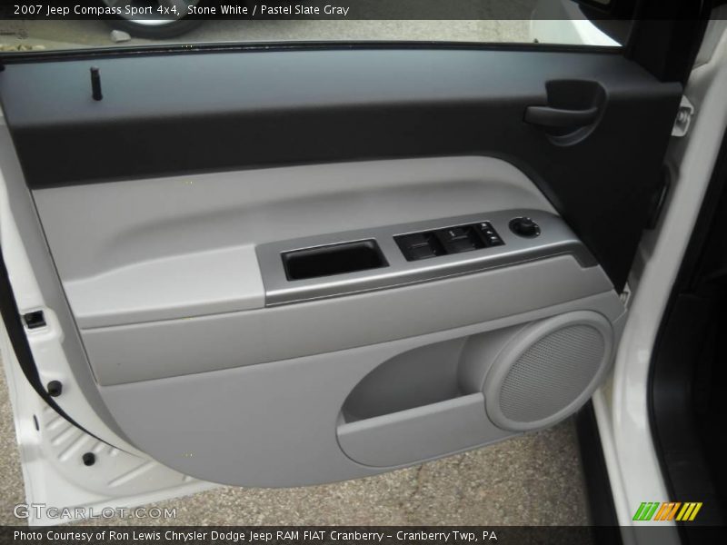 Stone White / Pastel Slate Gray 2007 Jeep Compass Sport 4x4