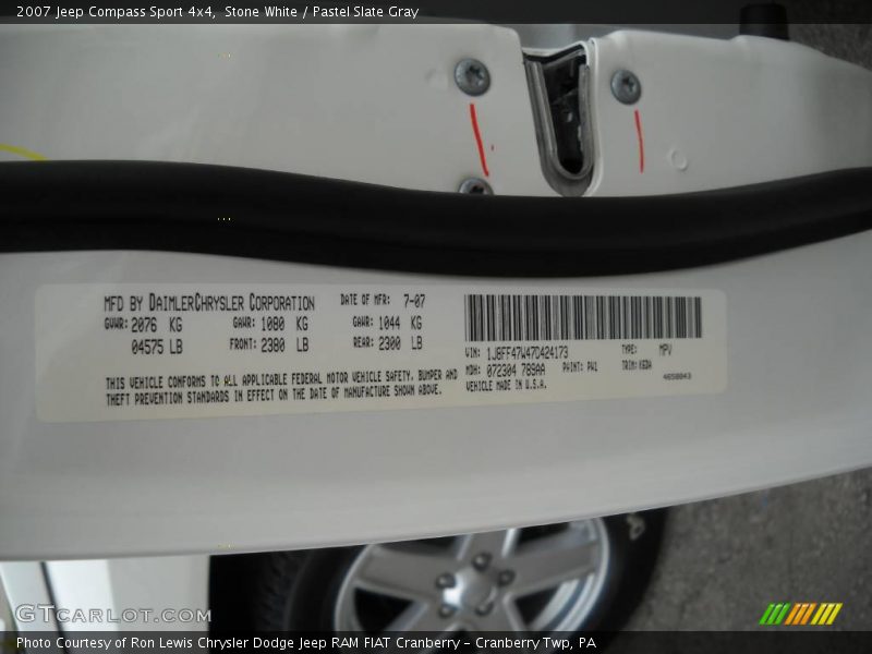 Stone White / Pastel Slate Gray 2007 Jeep Compass Sport 4x4