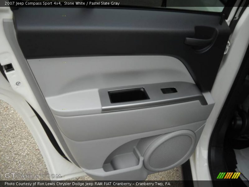 Stone White / Pastel Slate Gray 2007 Jeep Compass Sport 4x4