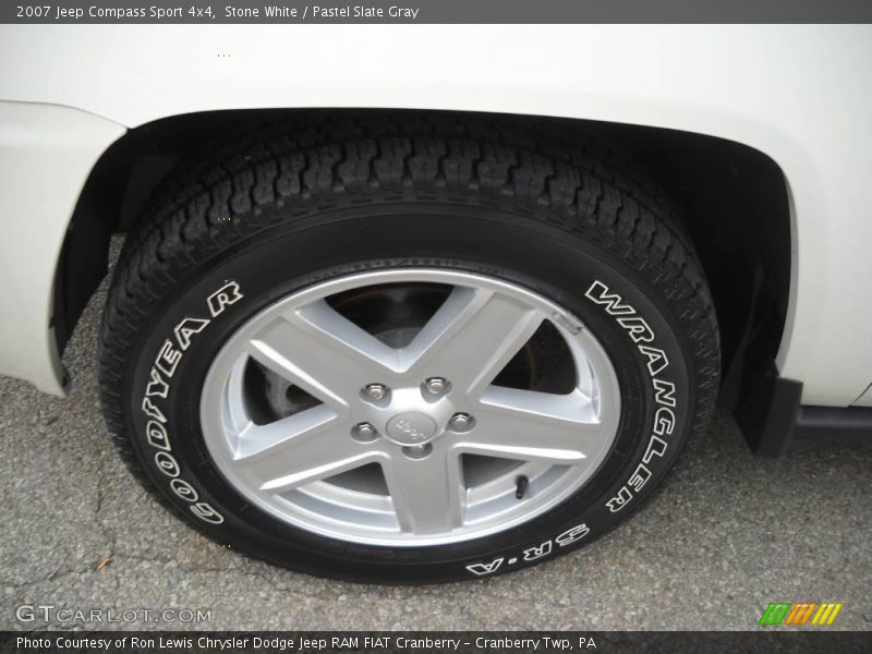 Stone White / Pastel Slate Gray 2007 Jeep Compass Sport 4x4