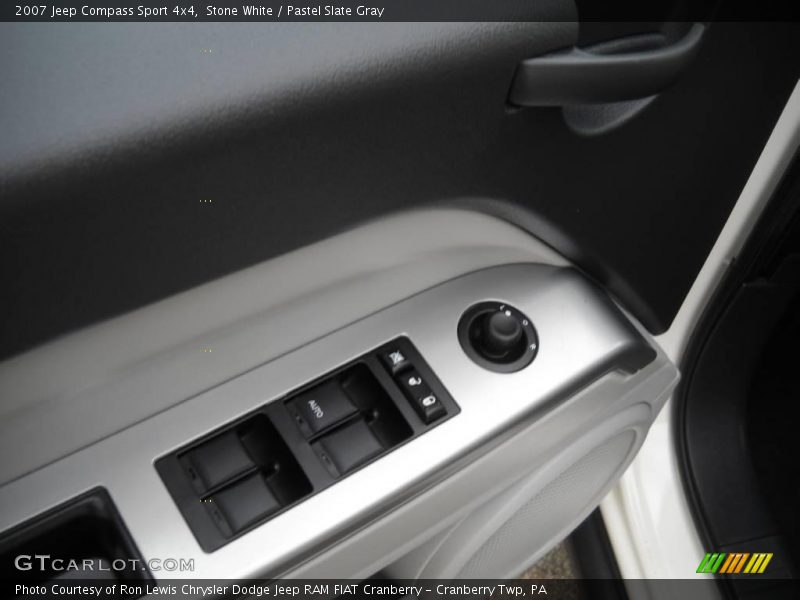 Stone White / Pastel Slate Gray 2007 Jeep Compass Sport 4x4