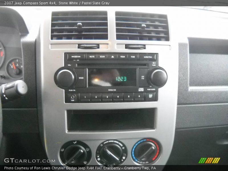 Stone White / Pastel Slate Gray 2007 Jeep Compass Sport 4x4