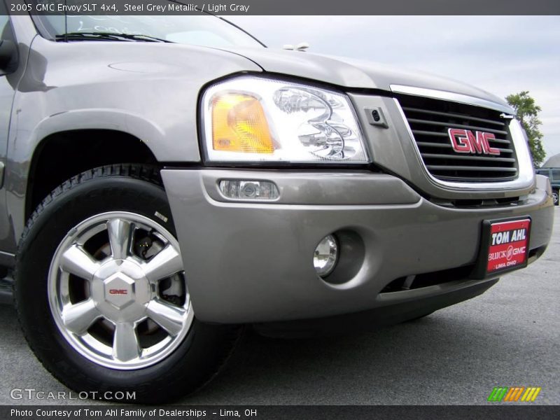 Steel Grey Metallic / Light Gray 2005 GMC Envoy SLT 4x4