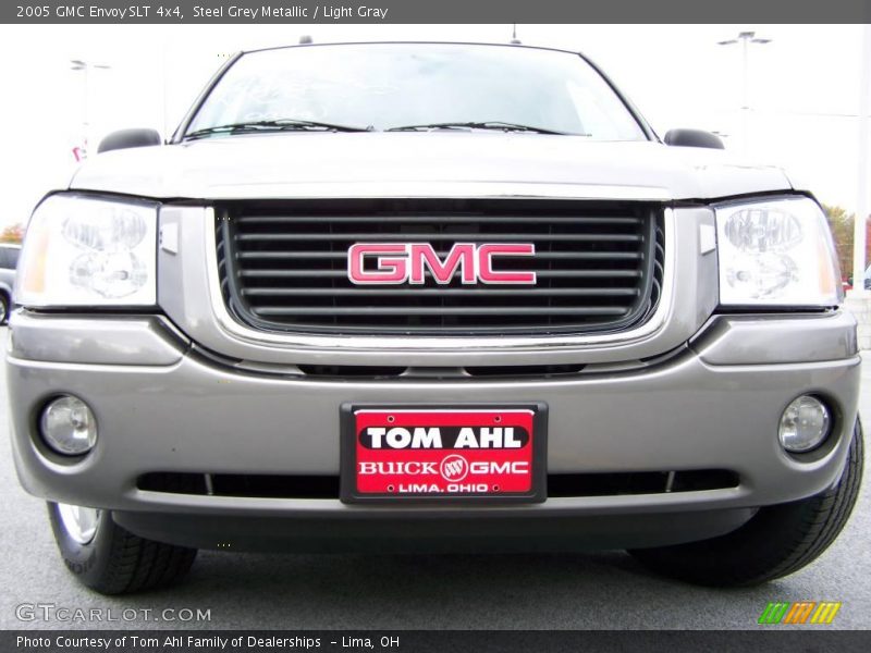 Steel Grey Metallic / Light Gray 2005 GMC Envoy SLT 4x4