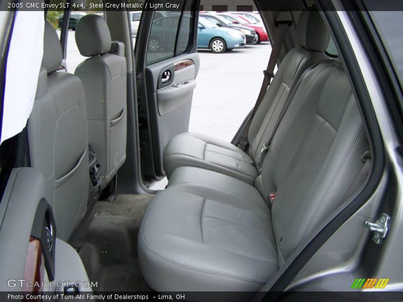 Steel Grey Metallic / Light Gray 2005 GMC Envoy SLT 4x4