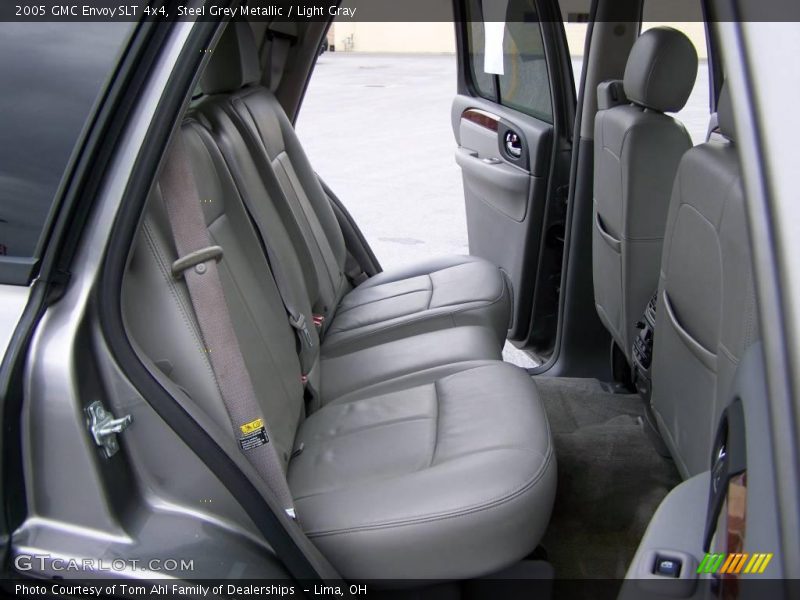 Steel Grey Metallic / Light Gray 2005 GMC Envoy SLT 4x4