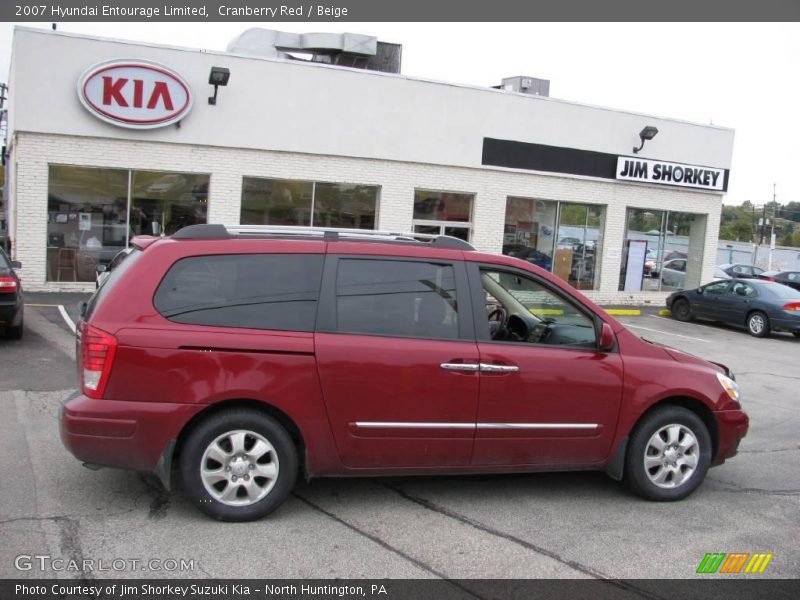 Cranberry Red / Beige 2007 Hyundai Entourage Limited