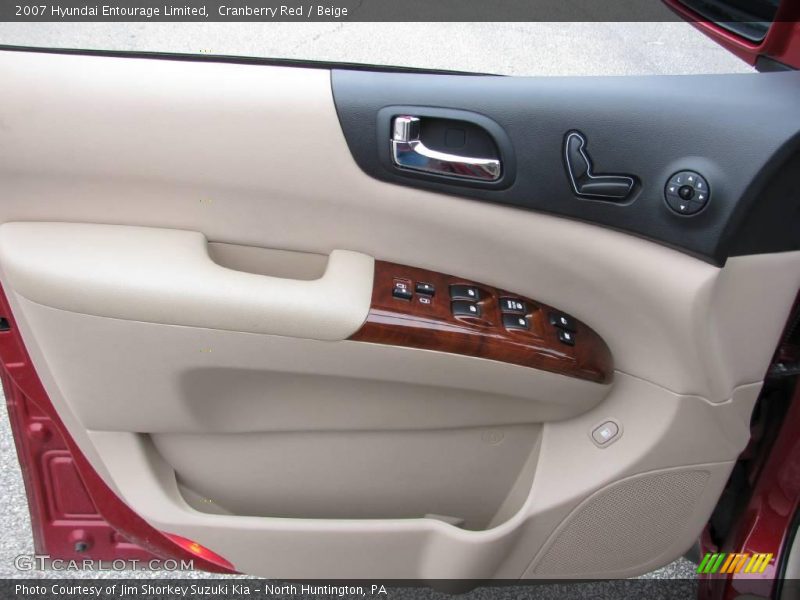 Cranberry Red / Beige 2007 Hyundai Entourage Limited
