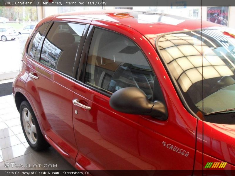 Inferno Red Pearl / Gray 2001 Chrysler PT Cruiser Limited
