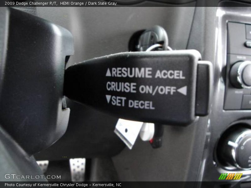 HEMI Orange / Dark Slate Gray 2009 Dodge Challenger R/T