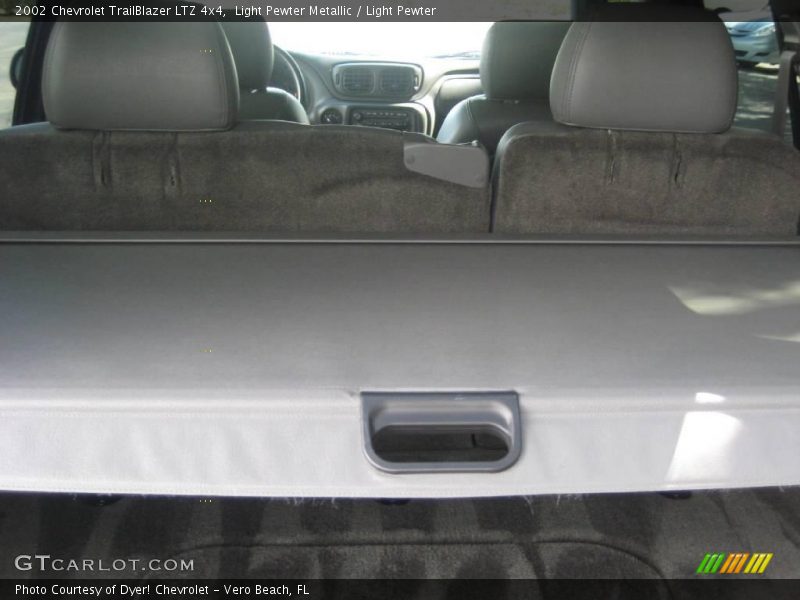 Light Pewter Metallic / Light Pewter 2002 Chevrolet TrailBlazer LTZ 4x4