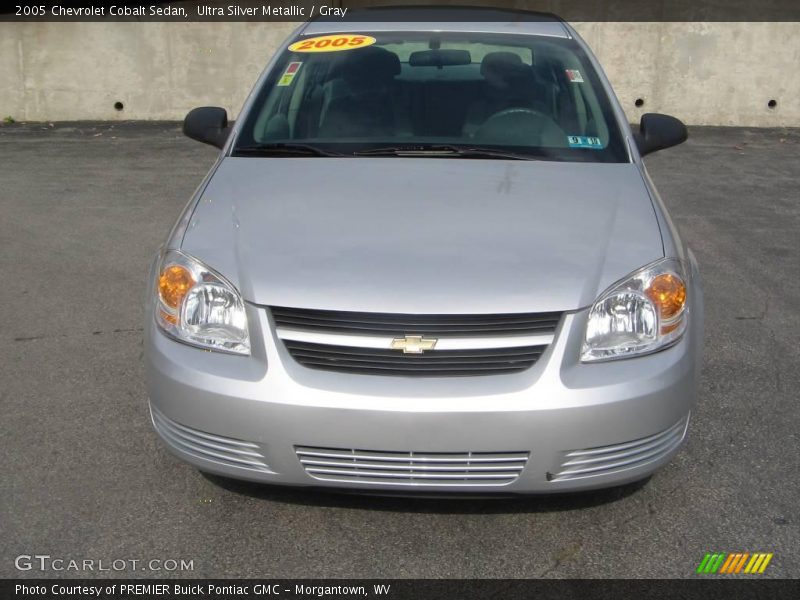Ultra Silver Metallic / Gray 2005 Chevrolet Cobalt Sedan