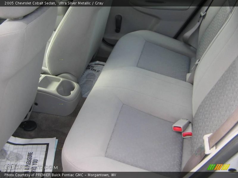 Ultra Silver Metallic / Gray 2005 Chevrolet Cobalt Sedan