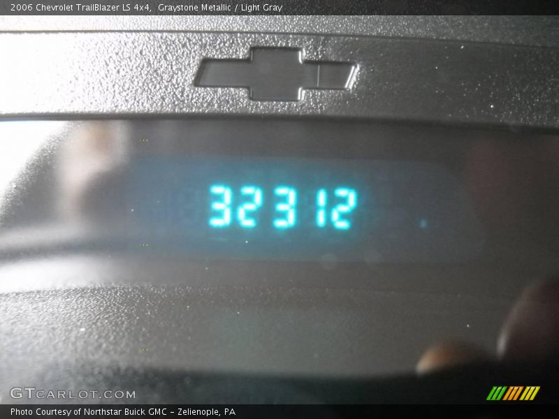 Graystone Metallic / Light Gray 2006 Chevrolet TrailBlazer LS 4x4