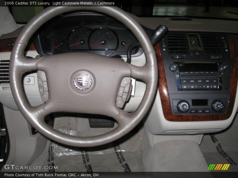 Light Cashmere Metallic / Cashmere 2006 Cadillac DTS Luxury
