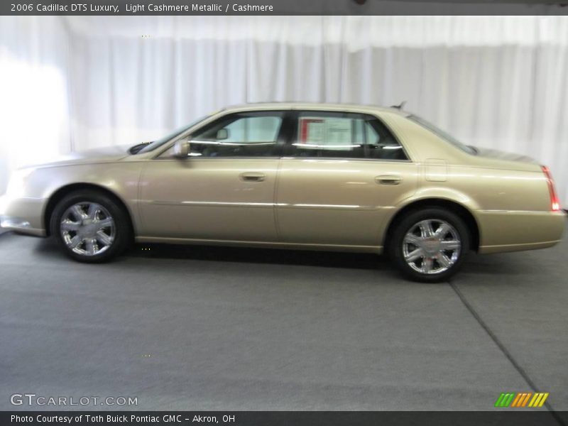 Light Cashmere Metallic / Cashmere 2006 Cadillac DTS Luxury