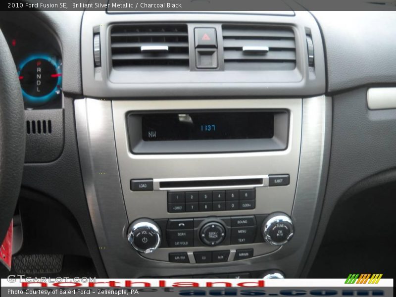 Brilliant Silver Metallic / Charcoal Black 2010 Ford Fusion SE
