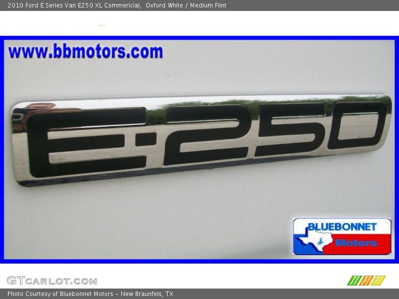 Oxford White / Medium Flint 2010 Ford E Series Van E250 XL Commericial