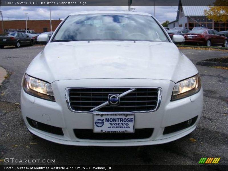 Ice White / Sandstone Beige 2007 Volvo S80 3.2