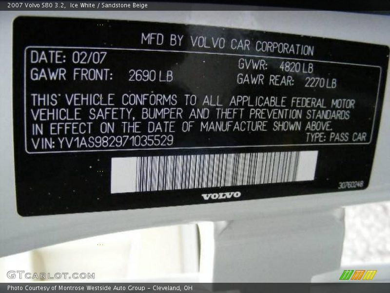 Ice White / Sandstone Beige 2007 Volvo S80 3.2