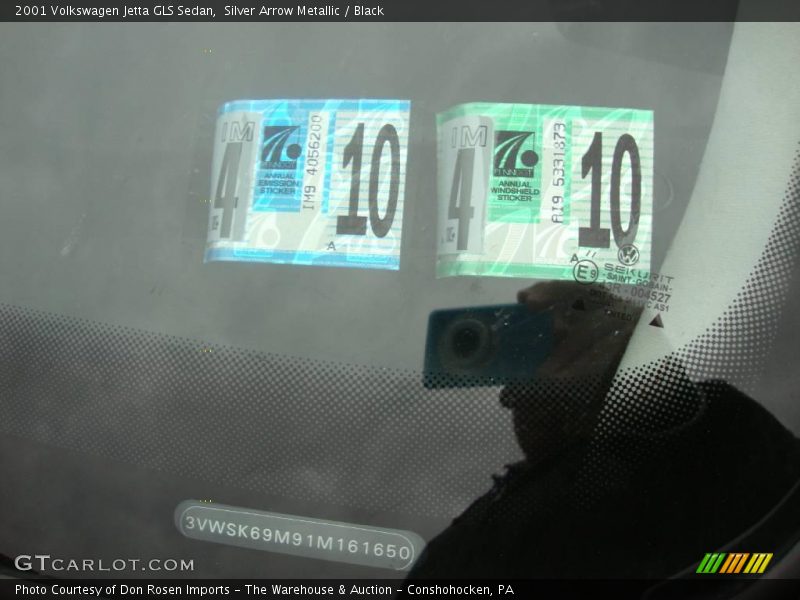 Silver Arrow Metallic / Black 2001 Volkswagen Jetta GLS Sedan