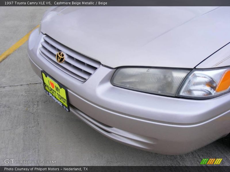Cashmere Beige Metallic / Beige 1997 Toyota Camry XLE V6
