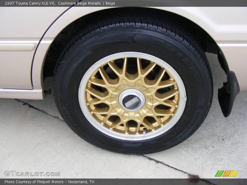 Cashmere Beige Metallic / Beige 1997 Toyota Camry XLE V6