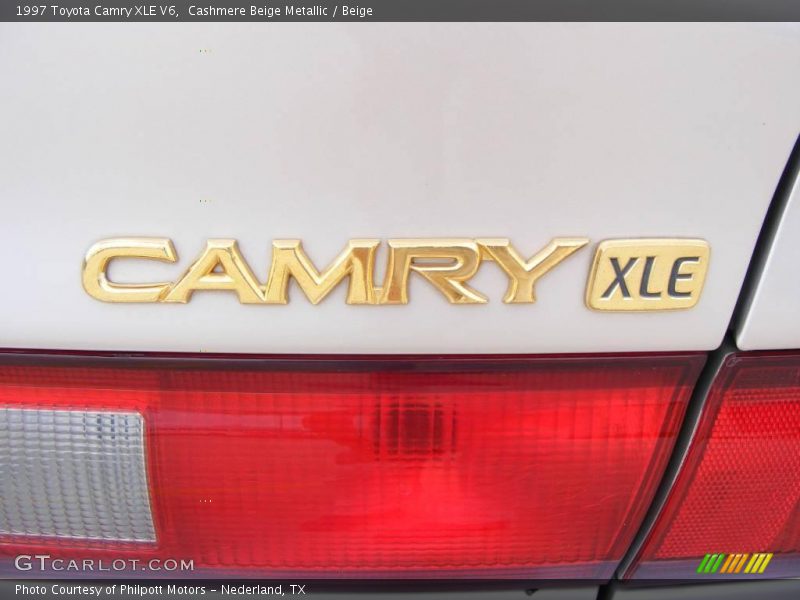 Cashmere Beige Metallic / Beige 1997 Toyota Camry XLE V6