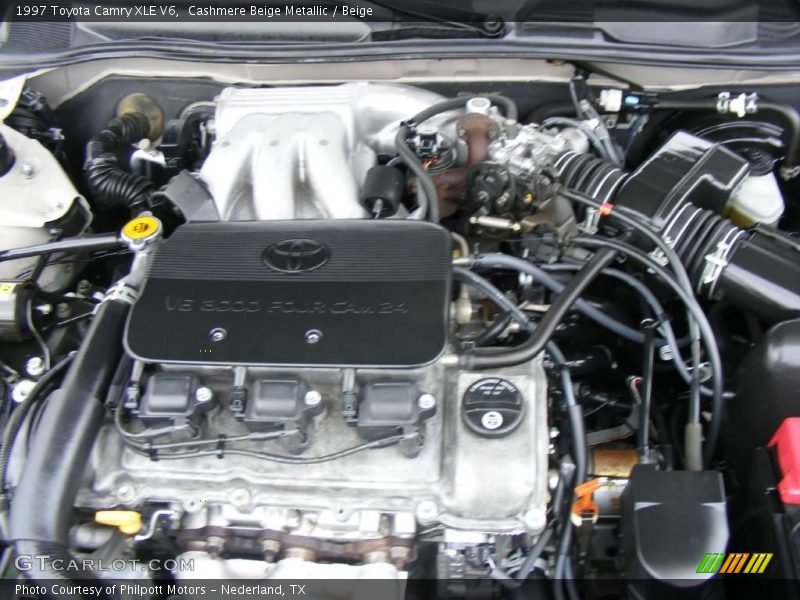 Cashmere Beige Metallic / Beige 1997 Toyota Camry XLE V6