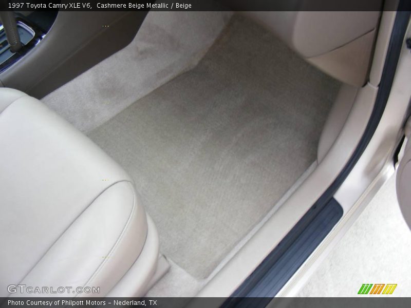 Cashmere Beige Metallic / Beige 1997 Toyota Camry XLE V6