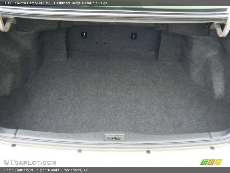 Cashmere Beige Metallic / Beige 1997 Toyota Camry XLE V6