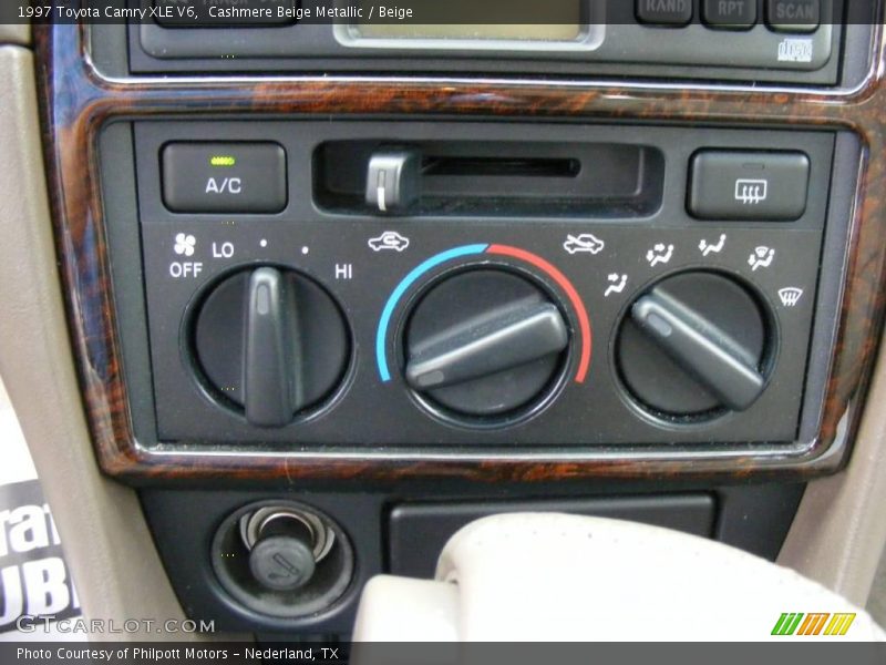 Cashmere Beige Metallic / Beige 1997 Toyota Camry XLE V6