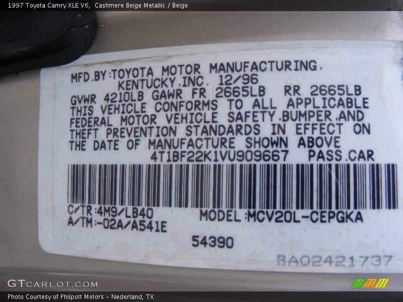 Cashmere Beige Metallic / Beige 1997 Toyota Camry XLE V6