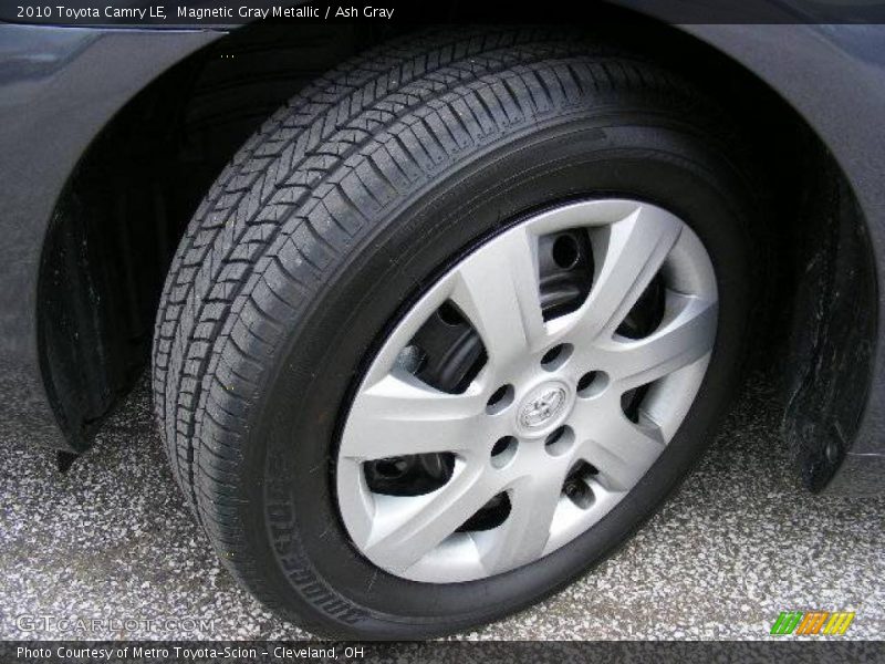 Magnetic Gray Metallic / Ash Gray 2010 Toyota Camry LE